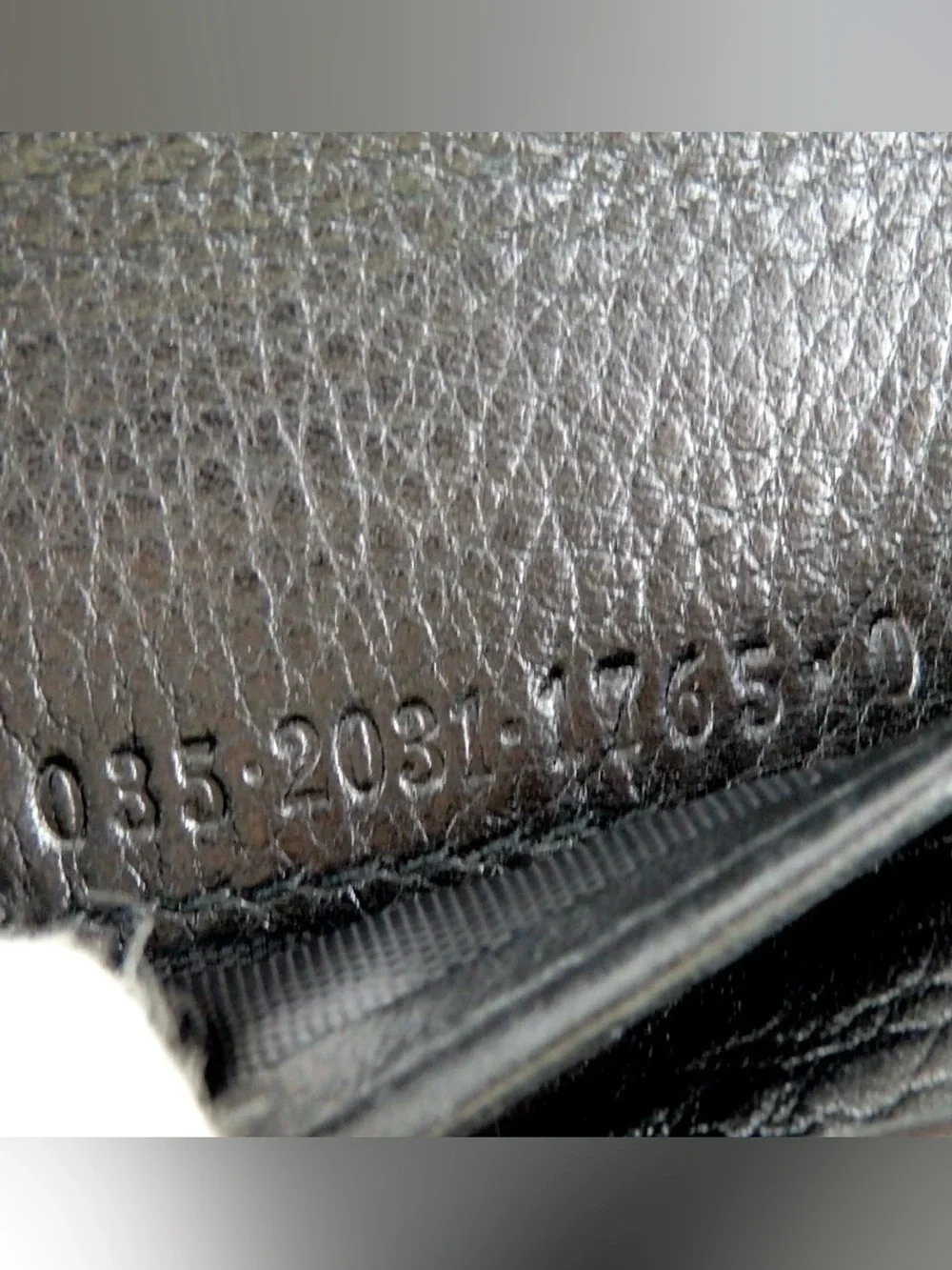 GUCCI Horseshoe Kisslock Leather Bifold Wallet 🤩❤️‍🔥 - Picture 6 of 14